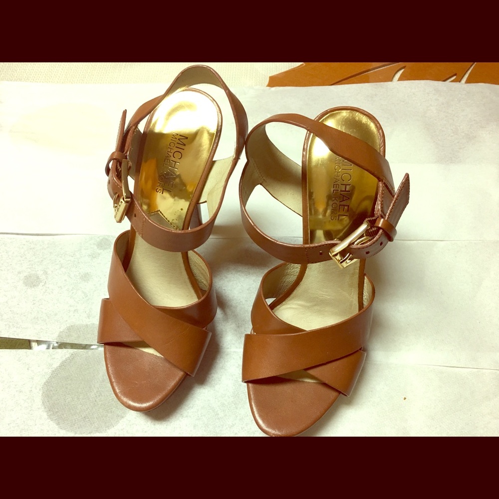 Michael kors heel
